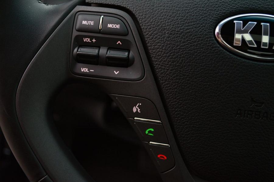  Kia Forte 2014 года  (фото 43 из 125)